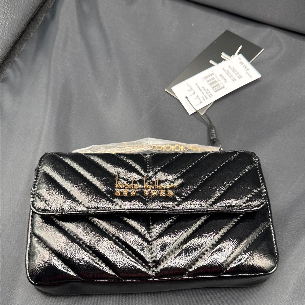 Nicole Miller, New York, new Shiny Black Quilted with gold chain, Crossbody